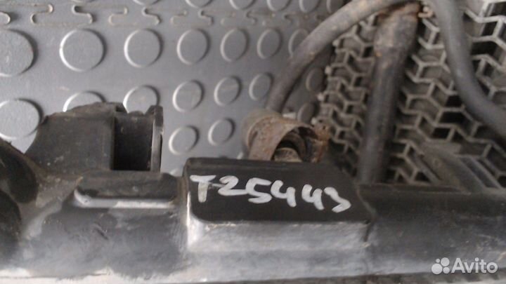 Радиатор охлаждения двигателя Ford Transit (Tourneo) Connect, 2004