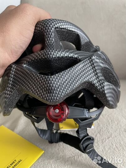 Велошлем с визором и габаритным фонарем