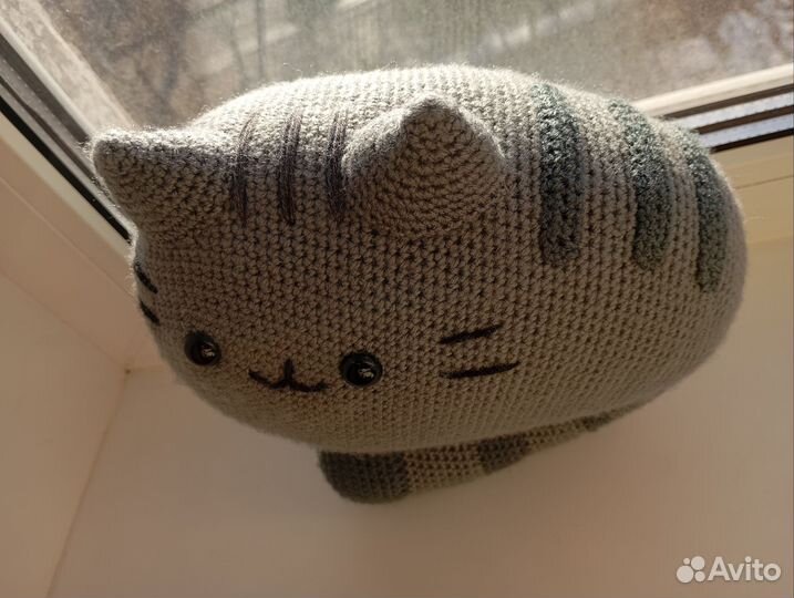 Кот Pusheen вязаный