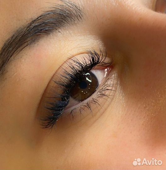 Наращивание и ламинирование ресниц