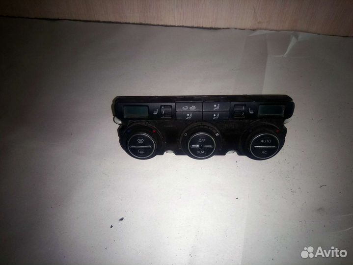 Блок управления климатом volkswagen tiguan 1