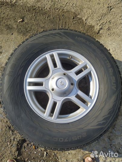 Шины с дискаии