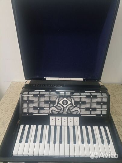 Немецкий аккордеон weltmeister cordal 3/4