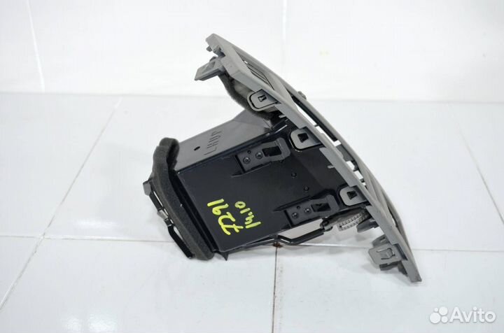 Дефлектор воздушный левый Infiniti Fx35/45 S50