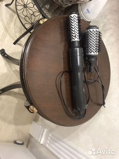 Фен с щеткой