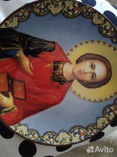 Декоративные тарелки