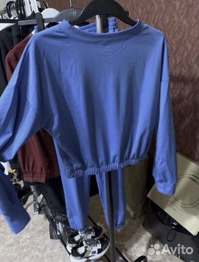 Костюм спортивный