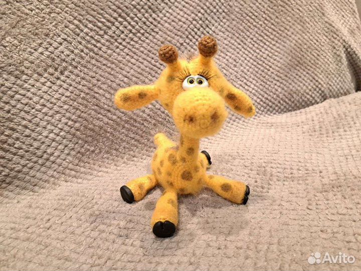 Игрушка вязаная Жираф