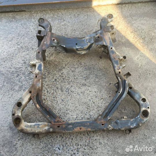 Балка подмоторная Опель Вектра Б