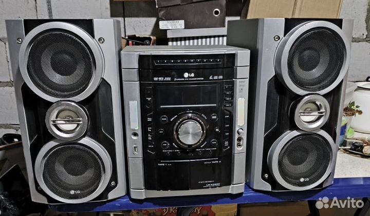 Музыкальный центр