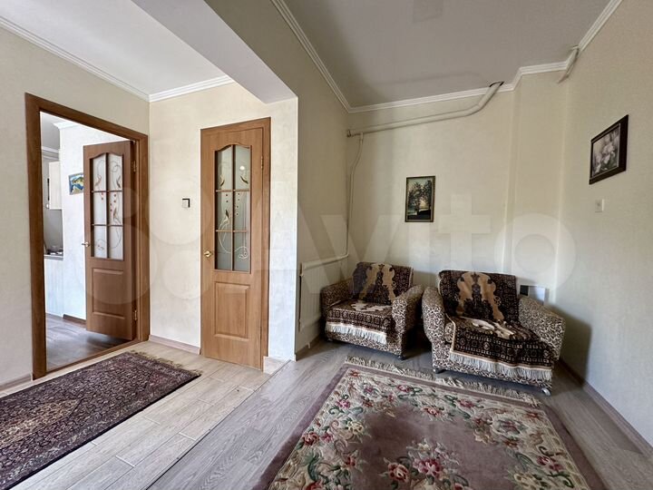 3-к. квартира, 76 м², 1/2 эт.