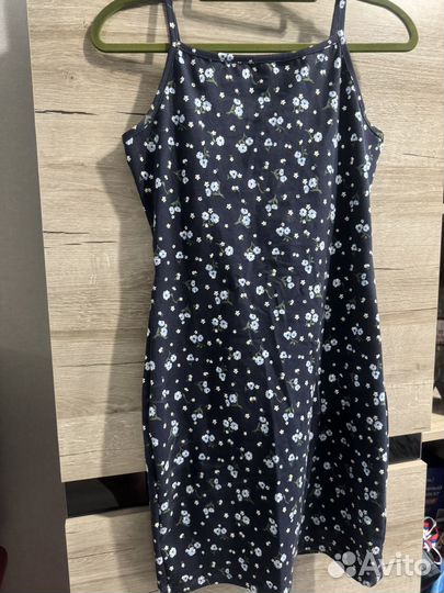 Женская одежда размер М-L