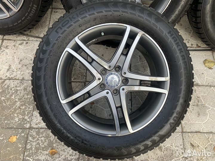 Комплект зимних колёс на Мерседес