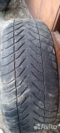 Goodyear Cargo Ultra Grip 255/55 R19