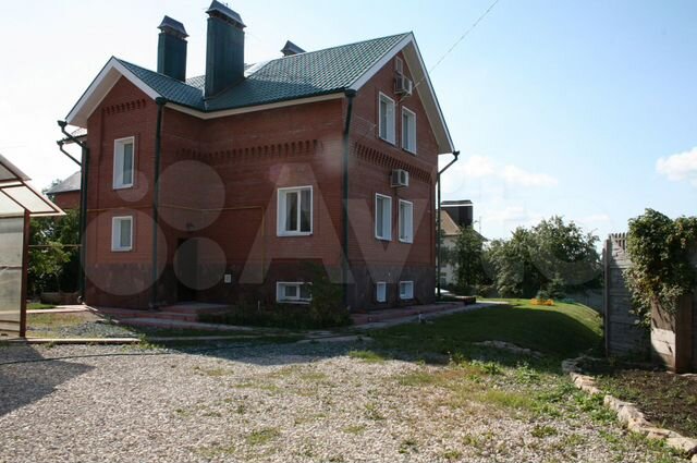 Дом 253 м² на участке 14,6 сот.