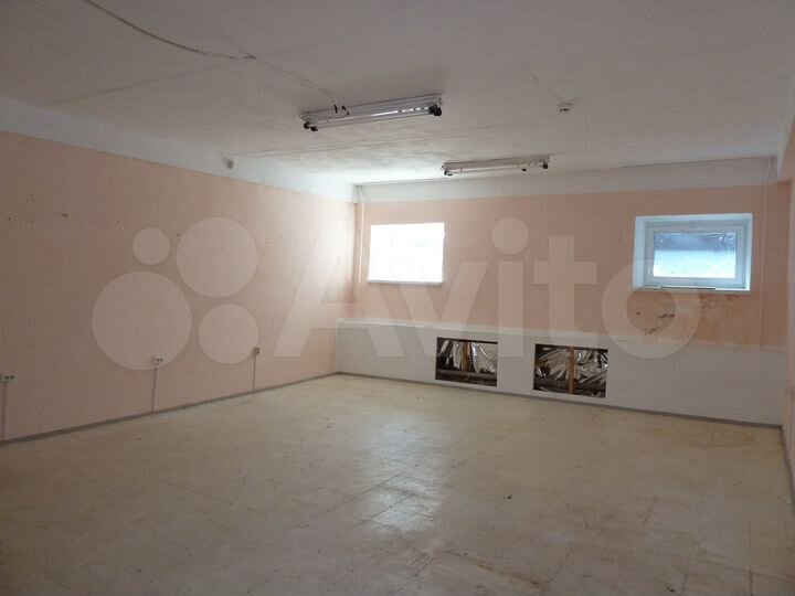 Свободного назначения, 140 м²