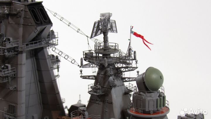 Микродизайн Кольцевая антенна, 1/350