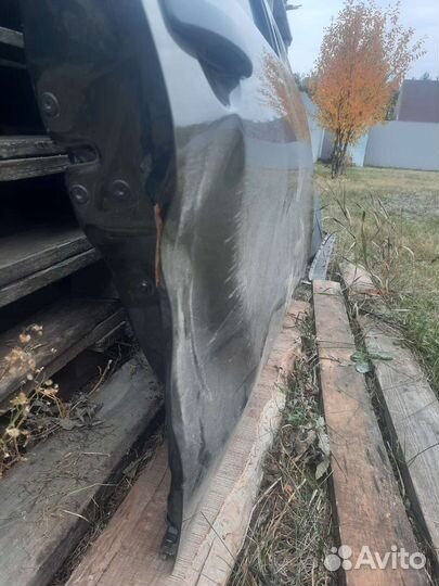 Дверь renault duster передная правая