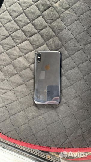 iPhone X, 64 ГБ
