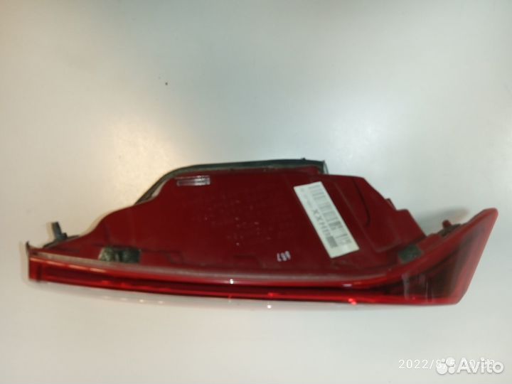 Фонарь крышки багажника правый Solaris 2