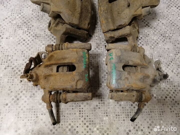 Суппорт тормозной для VW Sharan