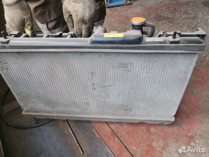 Радиатор subaru impreza wrx sti