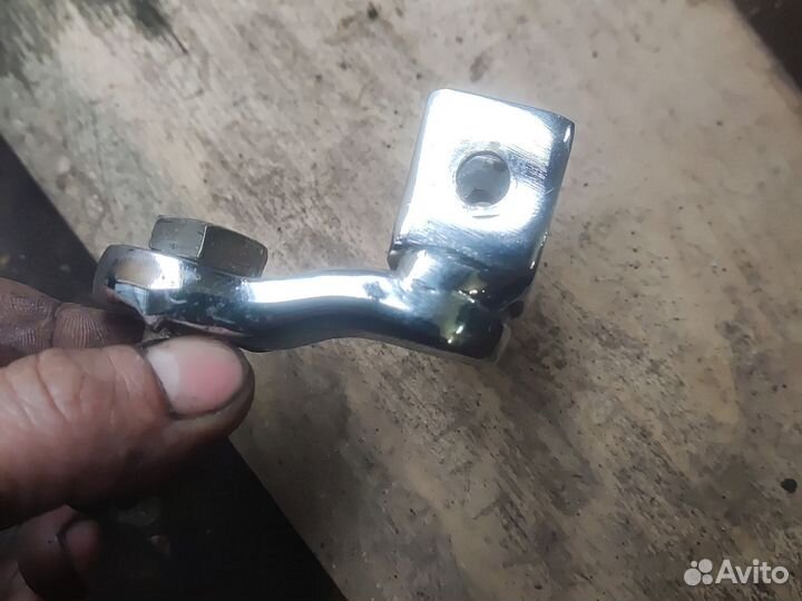 Кронштейн ножки пассажира Иж юнкер