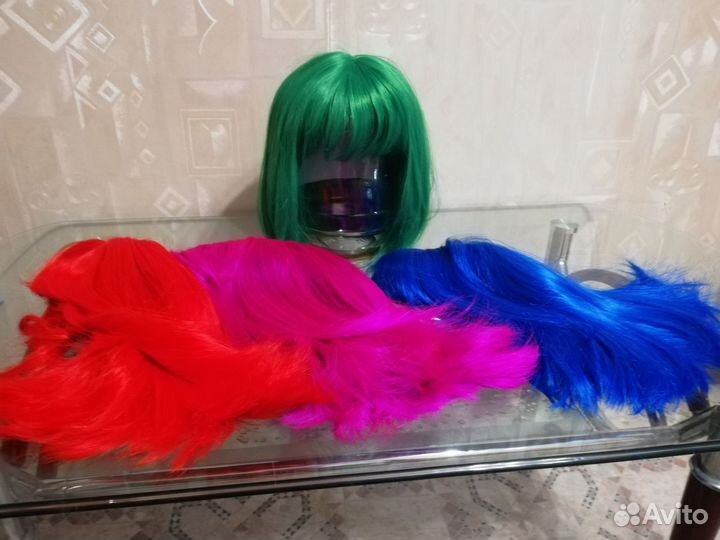 Парик цветной каре