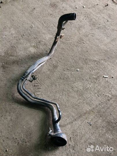 Топливно-заливная горловина Nissan Teana J31