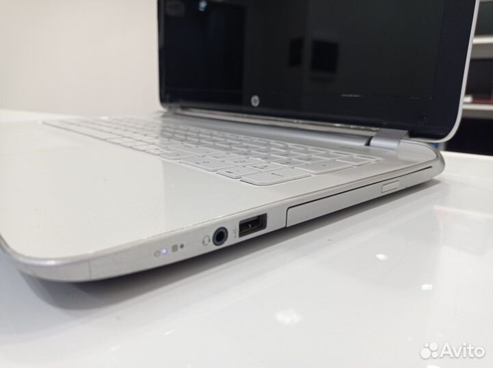 Ноутбук hp A10 Radeon 8670M