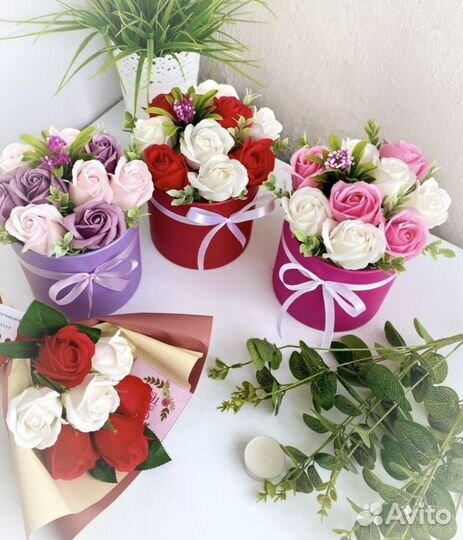 Мыльные розы в шляпной коробке