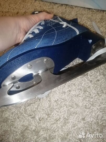 Коньки женские