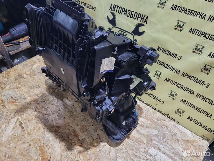 Корпус печки bmw x5 e53