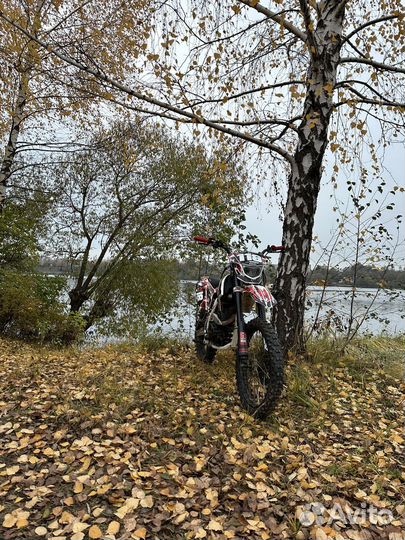 Мототцикл BSE Z1