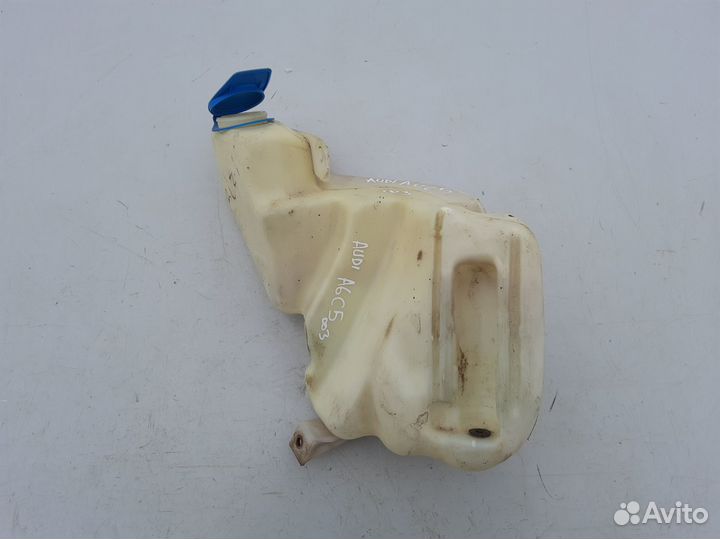 Бачок омывателя лобового стекла Audi A6 C5