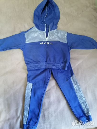 Спортивный костюм для девочки