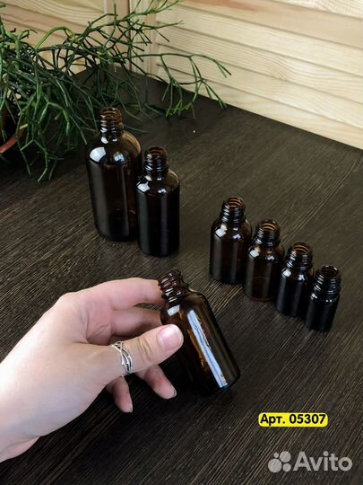 Флакон из коричневого стекла