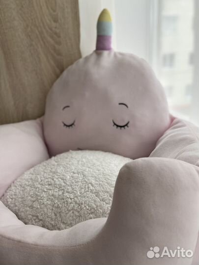 Лежанка для животных вольер