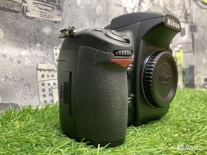 Nikon D700 3.900 кадров