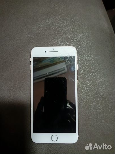 iPhone 8 Plus, 64 ГБ