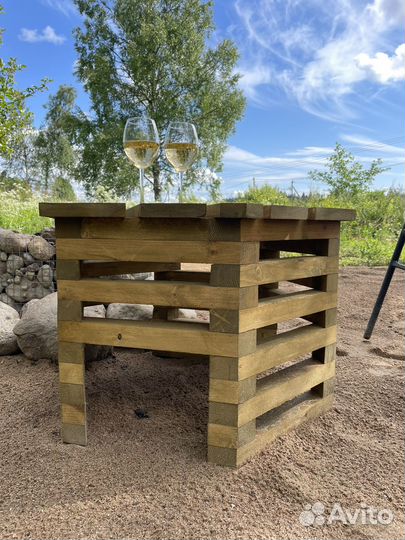 Садовый стол