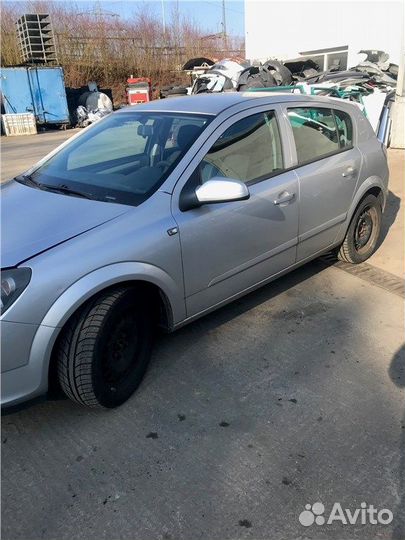 Разбор на запчасти Opel Astra H