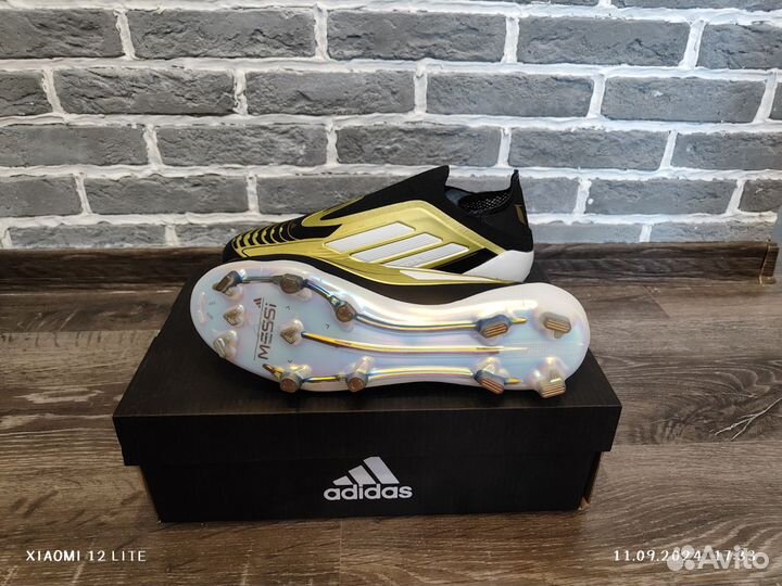 Футбольные бутсы Adidas F50 Messi