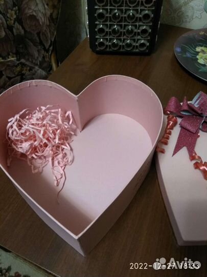 Большая коробка сердце розовая