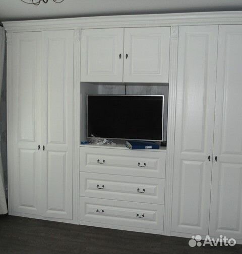 Шкаф распашной на заказ