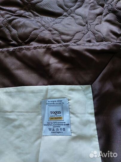 Покрывало togas с синтепоном и подушками