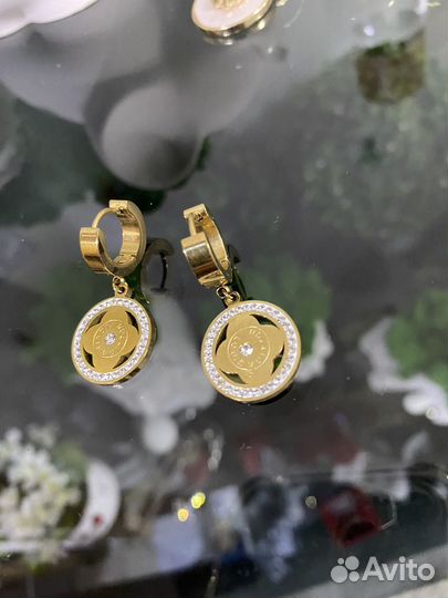 Серьги новые