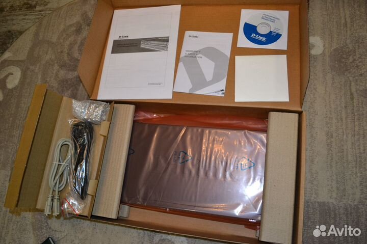 Коммутатор D-Link DES-3028 (новый)