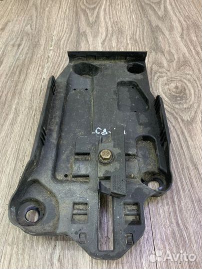 Полка аккумулятора Opel Corsa C