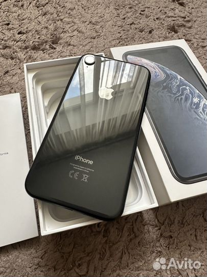 iPhone Xr, 64 ГБ